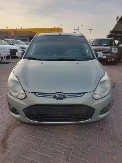 فورد فيجو 2014-14