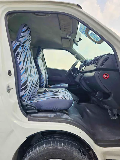Toyota Hiace GL PATROL MANUAL / PASSENGER VAN/ EXPORT ONLY/ LOT#27416-7