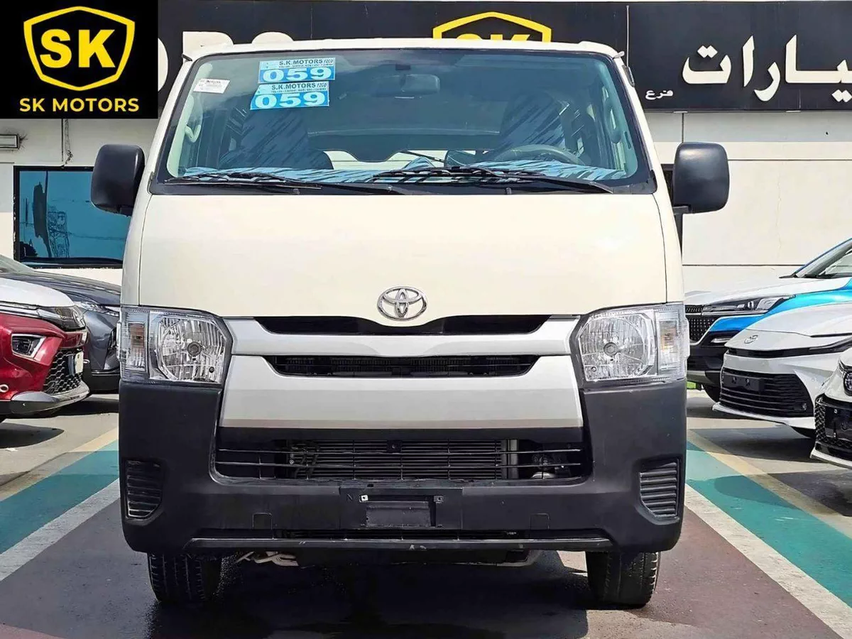 Toyota Hiace GL PATROL MANUAL / PASSENGER VAN/ EXPORT ONLY/ LOT#27416-1-0
