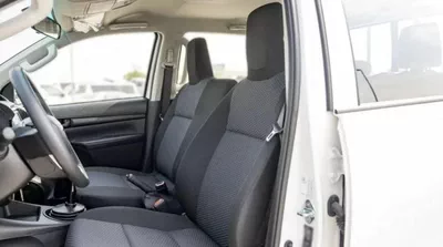 Toyota Hilux DLX TOYOTA HILUX 2.4L DIESEL MT 2024-16