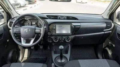 Toyota Hilux DLX TOYOTA HILUX 2.4L DIESEL MT 2024-8