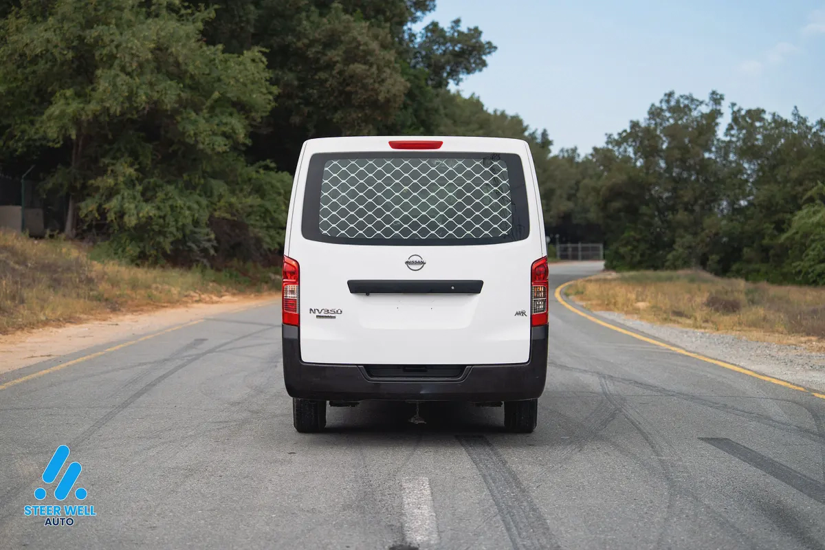 2021 Nissan Urvan Cargo Van - GCC Specs - Very Clean-8-8