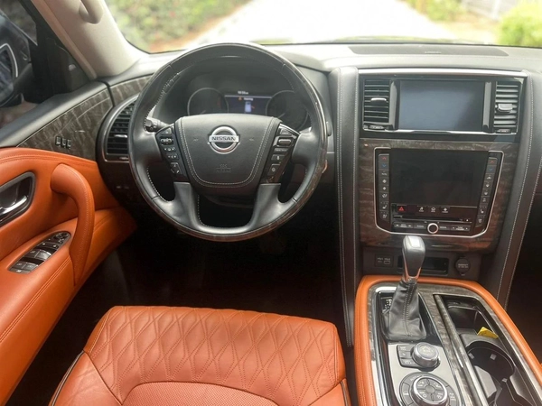 Nissan Patrol LE PLATINUM