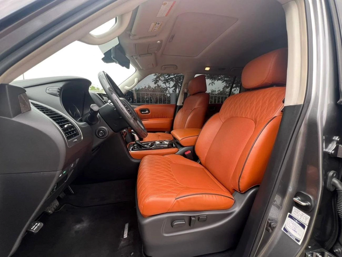 Nissan Patrol LE PLATINUM-4-4
