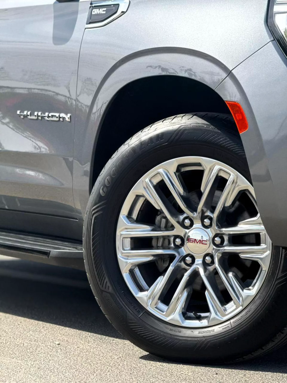 GMC YUKON SLE | YEAR: 2021 | GCC SPECS-2-2