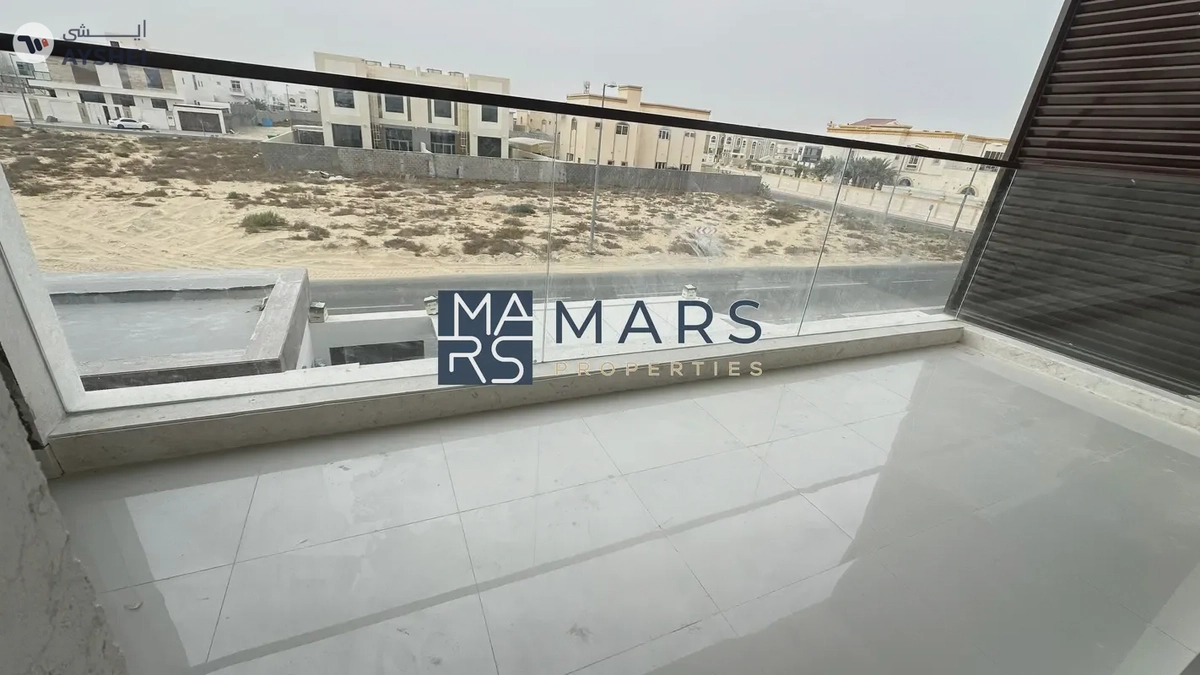 Luxurious 5 bedrooms villa with driver room available for rent in Hoshi Sharjah -2-2