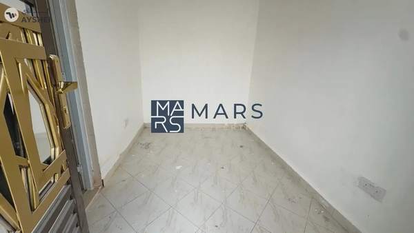 Luxurious 5 bedrooms villa with driver room available for rent in Hoshi Sharjah 