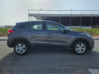 Honda HR-V EX 2020 GCC Specs - Pristine Condition With Low KM Avalible With Bank Finance-16