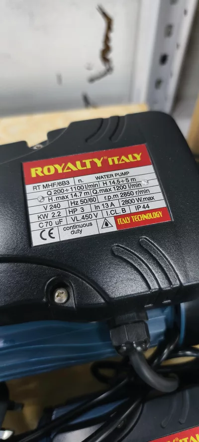 ROYALTITALYRT MHF/6B3n.WATER PUMPQ 200÷1100/min H14.5÷5 mH.max 14.7 m Q.max 1200 /minV 240Hz50/60 r.p.m 2850 r/minKW 2.2 HP 3 | In 13A |2800 W.maxC70 uF VL.450V 1.CL.B|IP 44(EcontinuousA0070N/EI AVIduty-2