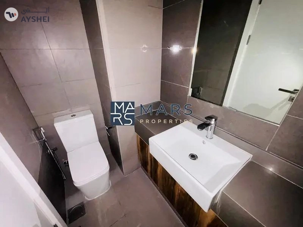 Stylish 1BHK: 2 Washrooms for Comfort