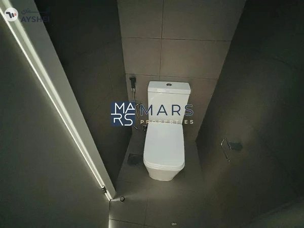 Stylish 1BHK: 2 Washrooms for Comfort