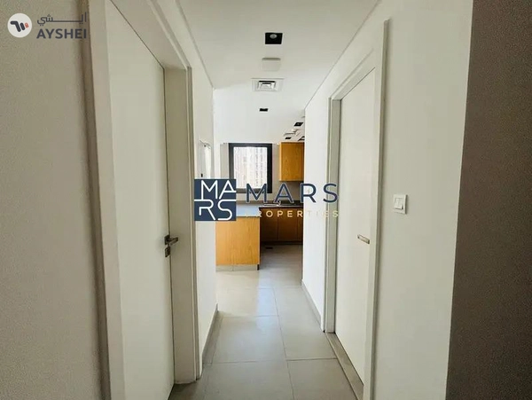 Stylish 1BHK: 2 Washrooms for Comfort