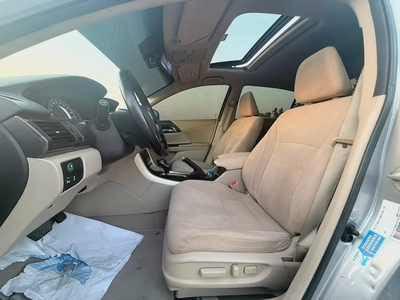 Honda Accord i-VTEC 2017 GCC Specs - Excellent Condition-8
