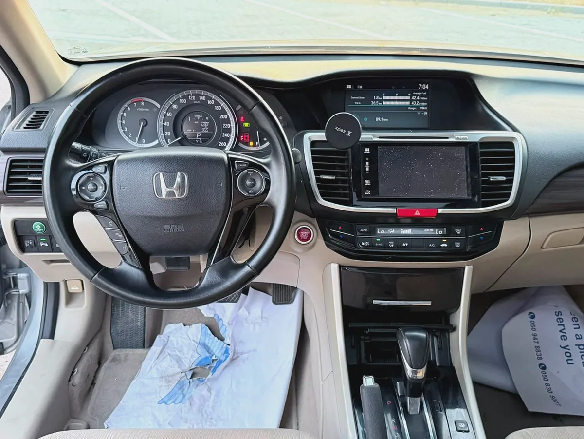 Honda Accord i-VTEC 2017 GCC Specs - Excellent Condition
