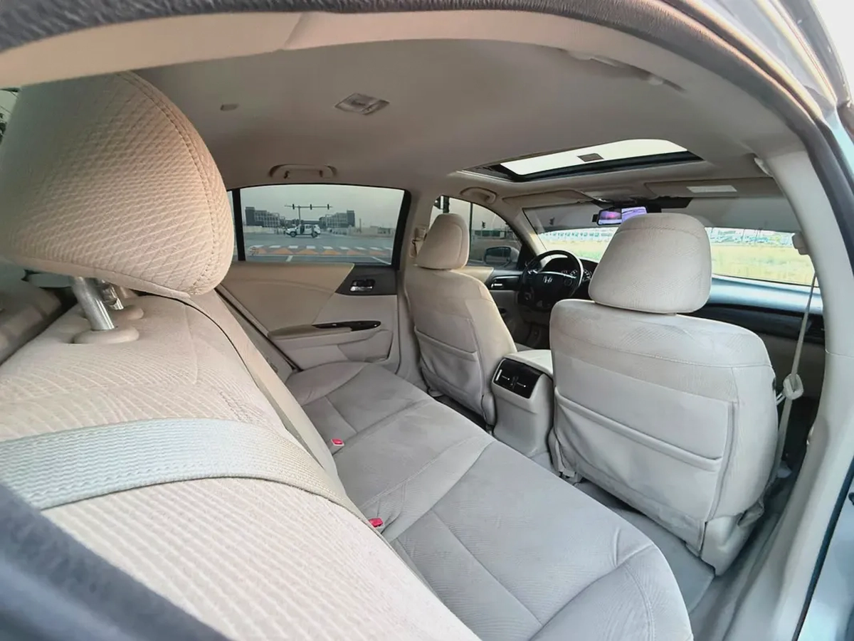 Honda Accord i-VTEC 2017 GCC Specs - Excellent Condition