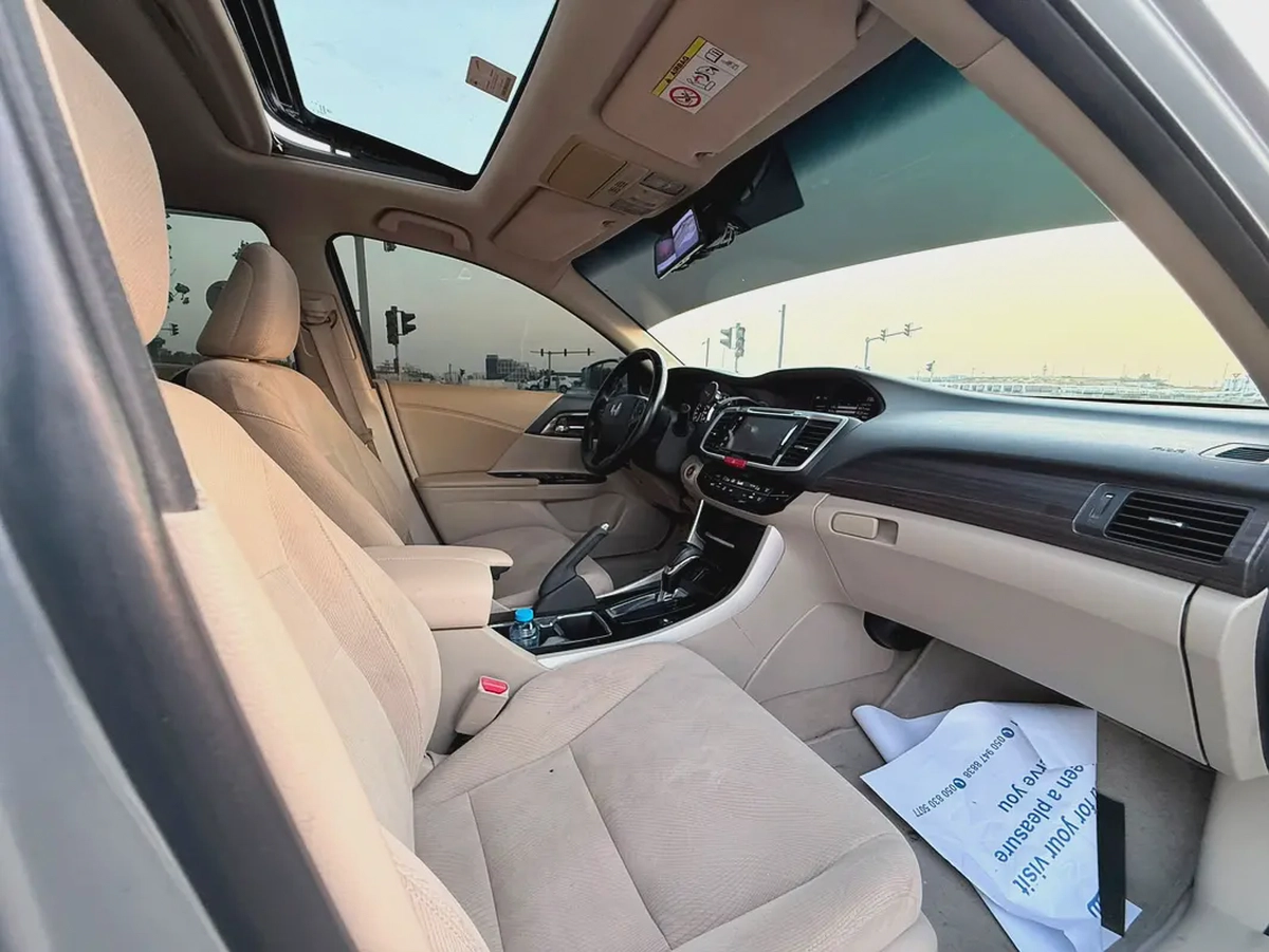 Honda Accord i-VTEC 2017 GCC Specs - Excellent Condition