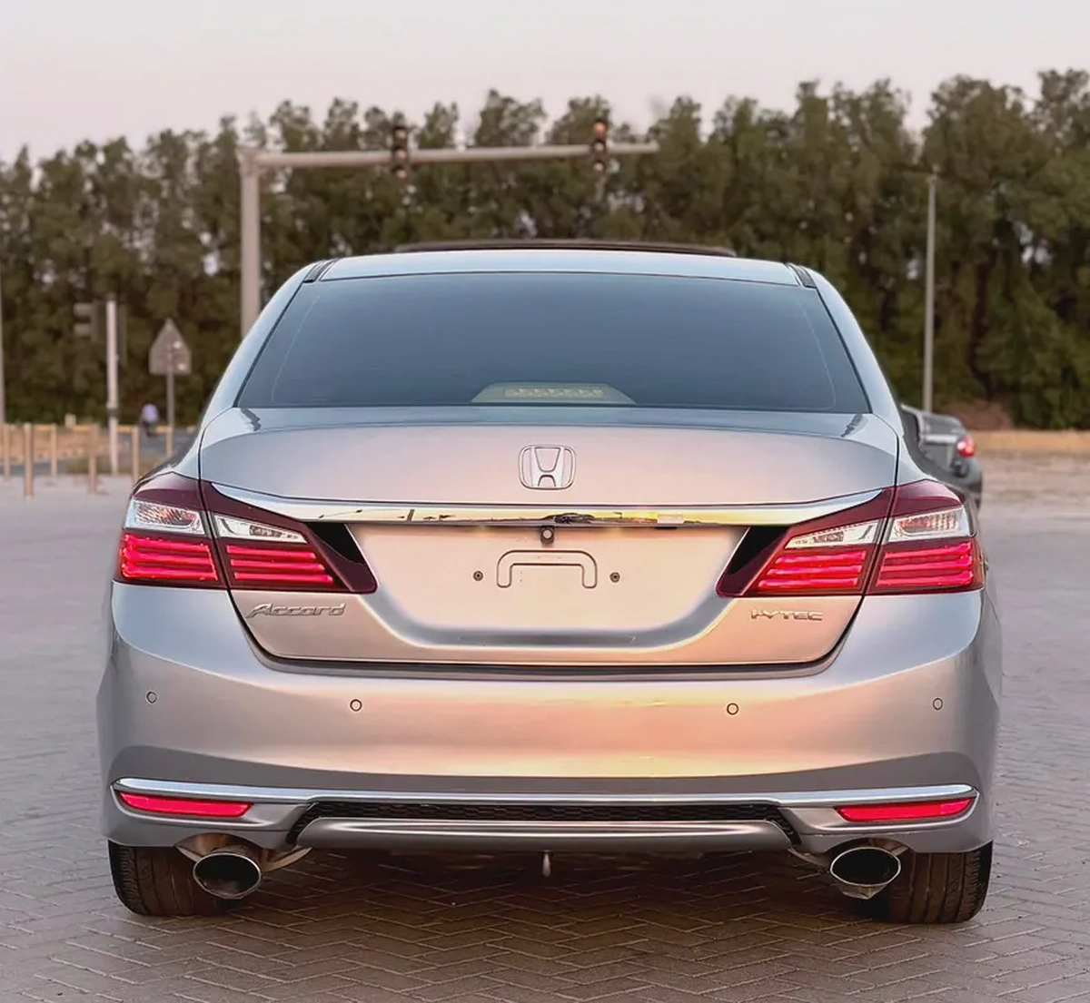 Honda Accord i-VTEC 2017 GCC Specs - Excellent Condition