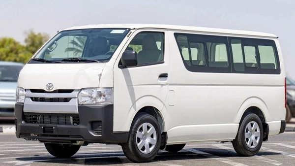 Toyota Hiace  2.5L STANDER SETER DIESEL 2025