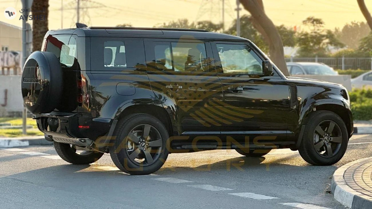 Land Rover Defender P400 110 HSE 3.0L (5 Seater)-9-9