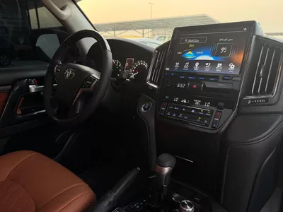 Toyota Land Cruiser GXR 4.0L-8