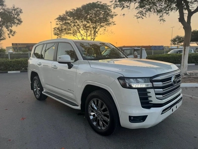 Toyota Land Cruiser GXR-16