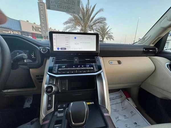 Toyota Land Cruiser GXR