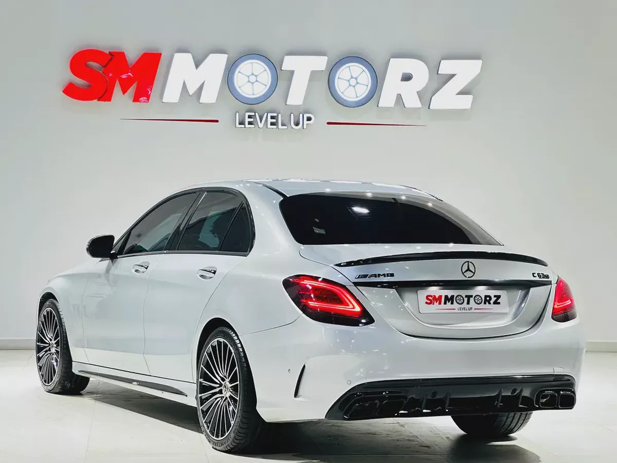 MERCEDES C300 4 MATIC 2020 WITH C63 BODY KIT AND ONE YEAR WARRANTY-4-4