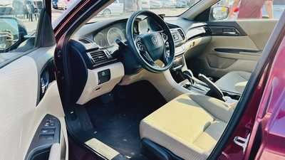 2016 Honda Accord-10
