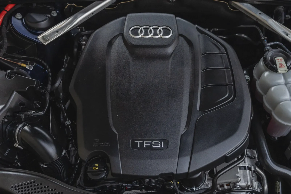 Audi A4 2023-14-14