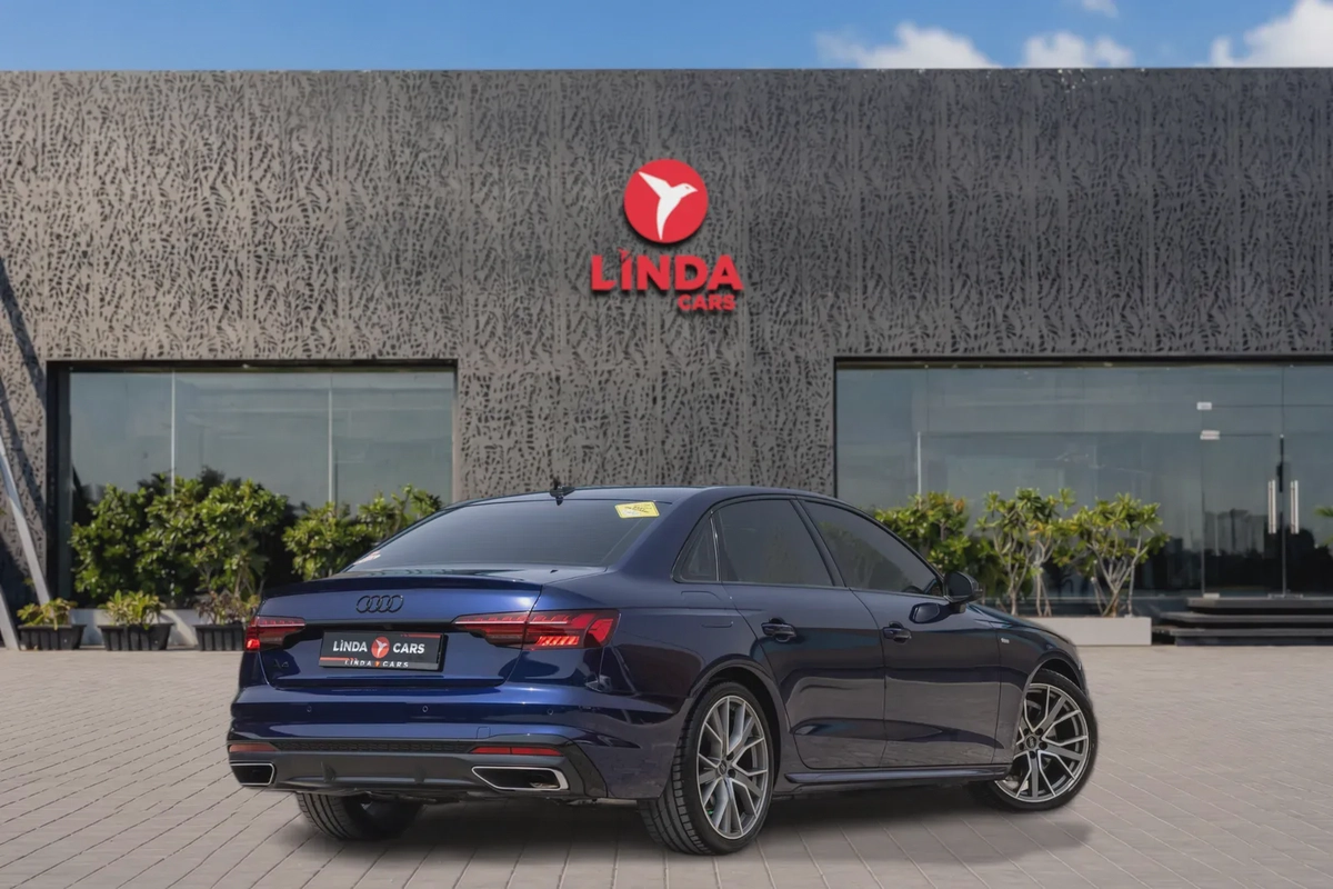 Audi A4 2023-6-6
