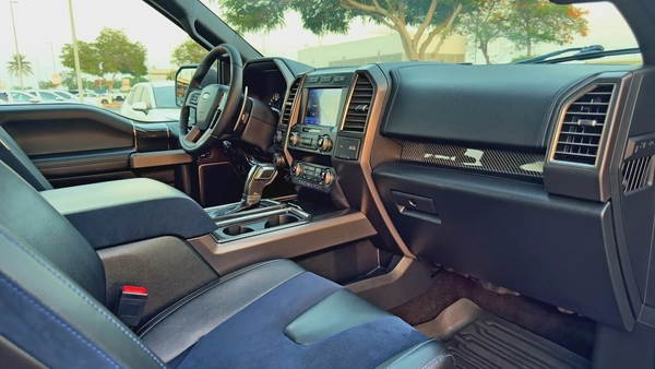 2020 Ford F150 Raptor, GCC Specifications (Complete Service History)