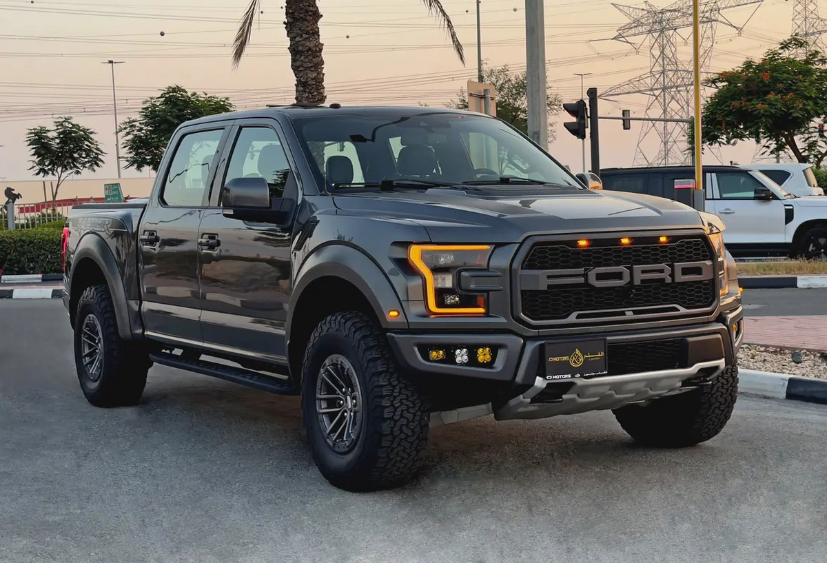 2020 Ford F150 Raptor, GCC Specifications (Complete Service History)-2-2