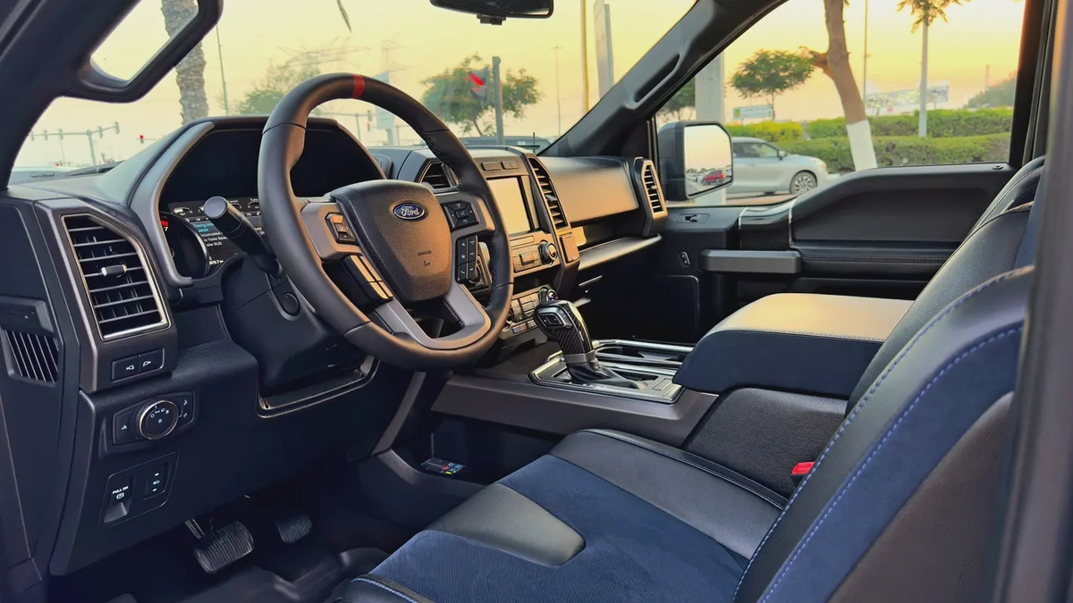 2020 Ford F150 Raptor, GCC Specifications (Complete Service History)-7-7