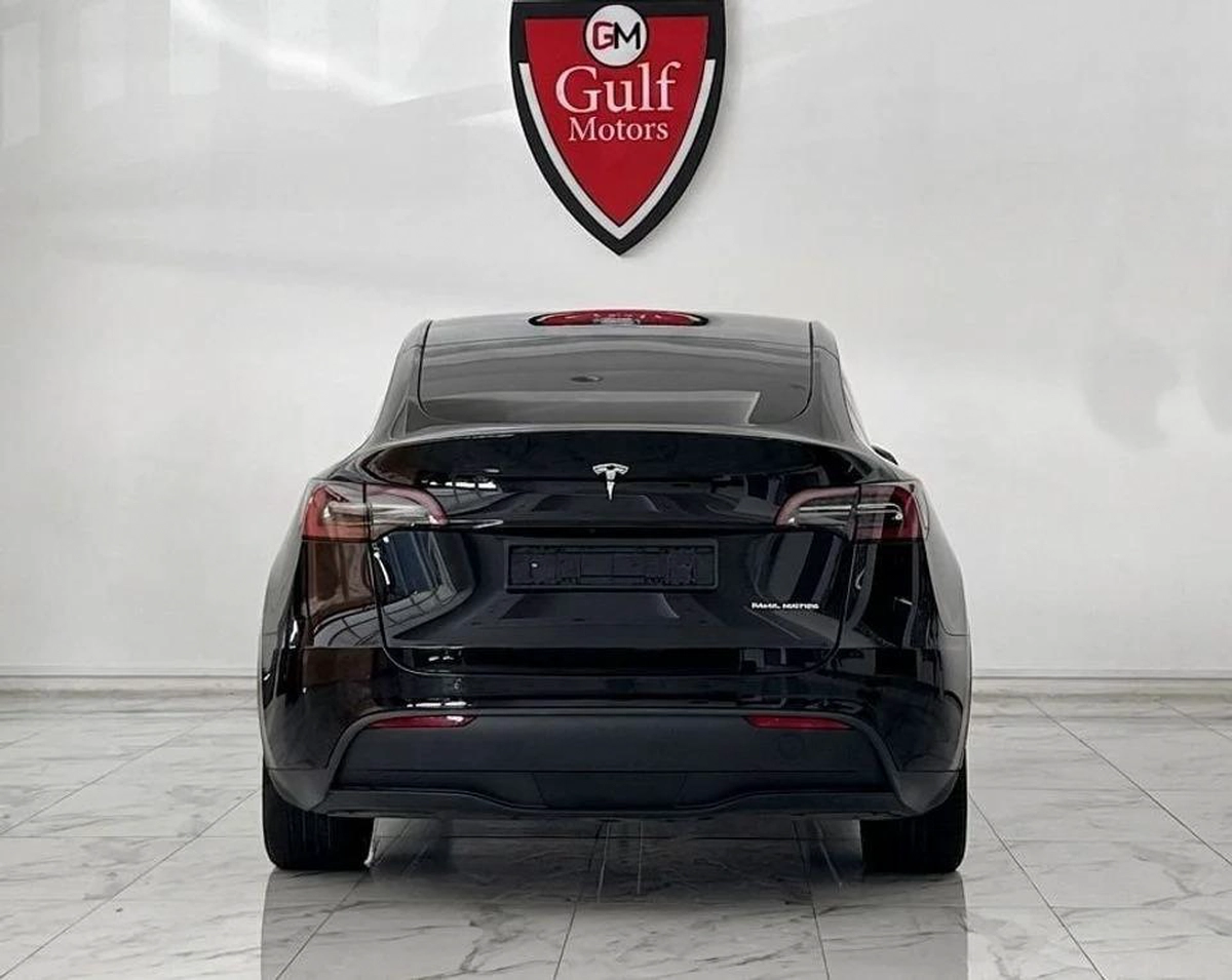 Tesla Model Y LONG RANGE AWD GCC SPECIFICATION -TESLA CENTRE DUBAI