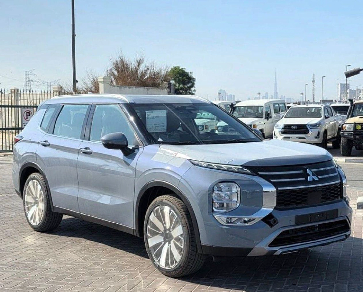 MITSUBISHI OUTLANDER P LINE