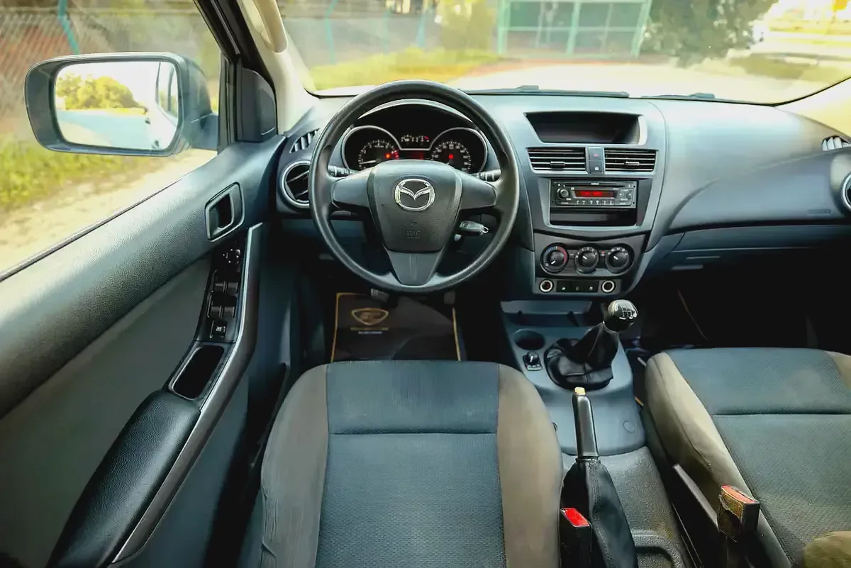 Mazda BT-50 | Double Cabin 4X4 | Manual | GCC Specs | Ref#M73264-8-8