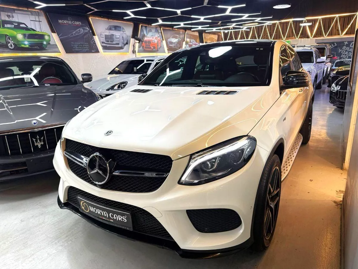 Mercedes Benz GLE43 AMG STANDARD-2-0