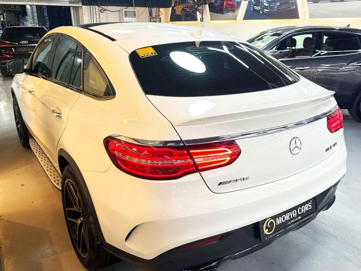 Mercedes Benz GLE43 AMG STANDARD-5-0