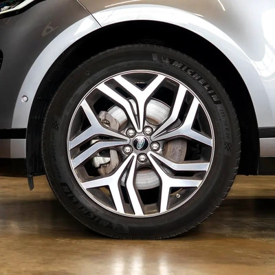 AED 2,107 p.m • 0% Downpayment • Evoque R-Dynamic HSE • 1 Year Warranty-11