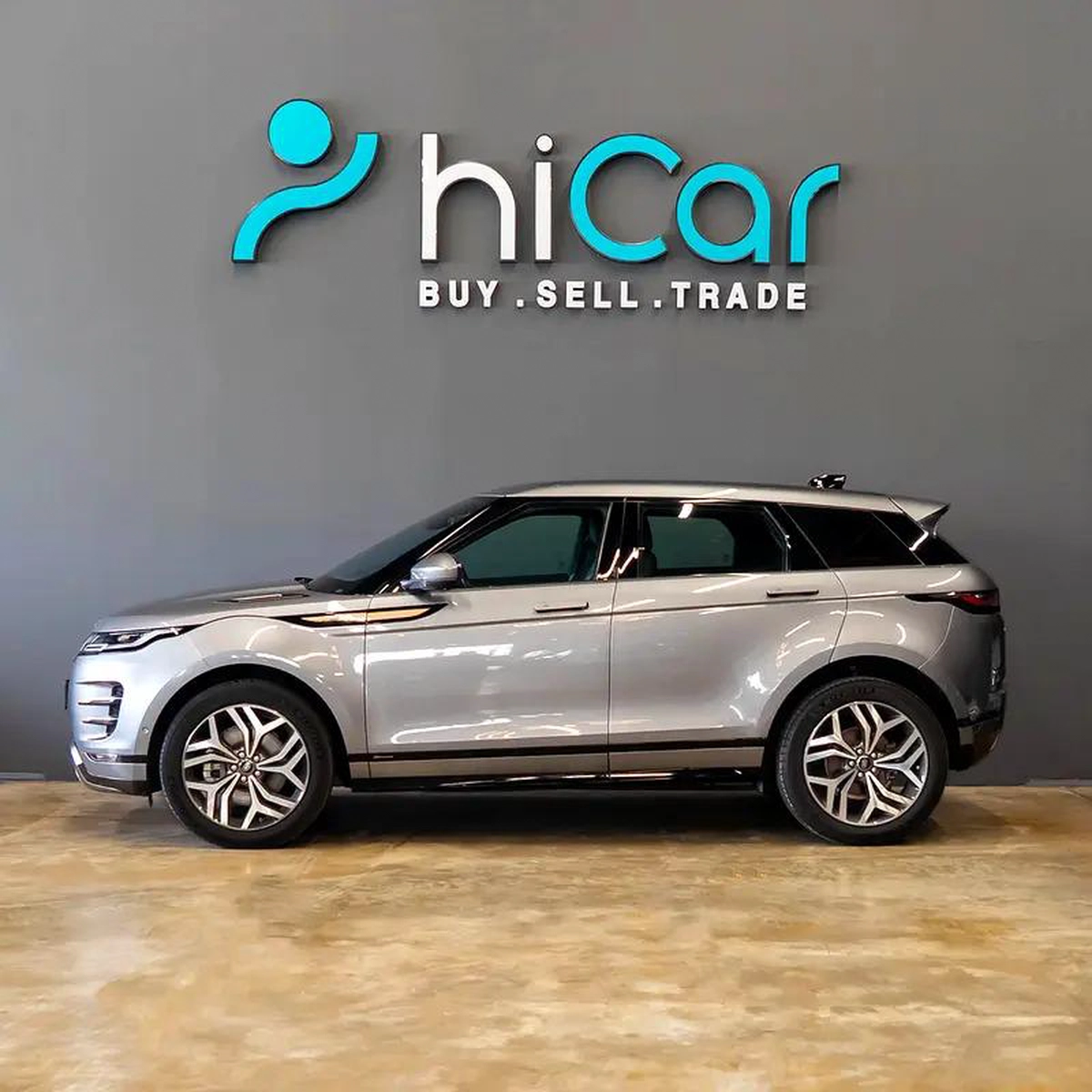 AED 2,107 p.m • 0% Downpayment • Evoque R-Dynamic HSE • 1 Year Warranty-12-12