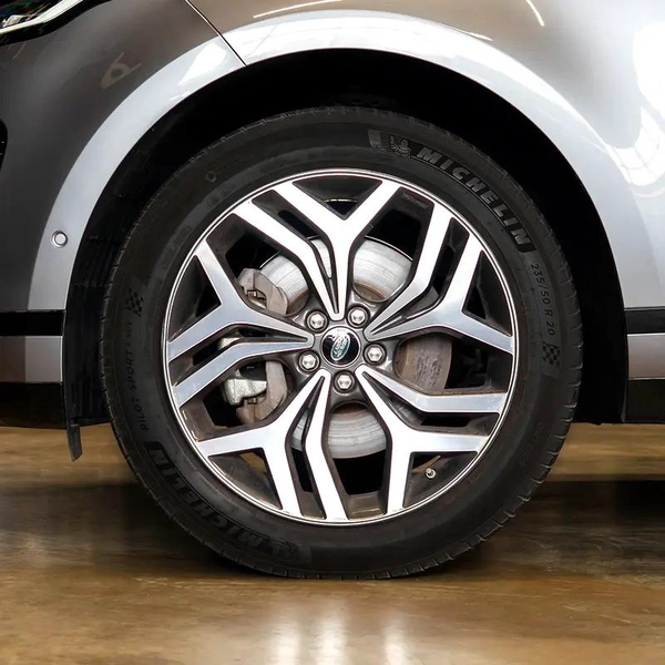 AED 2,107 p.m • 0% Downpayment • Evoque R-Dynamic HSE • 1 Year Warranty