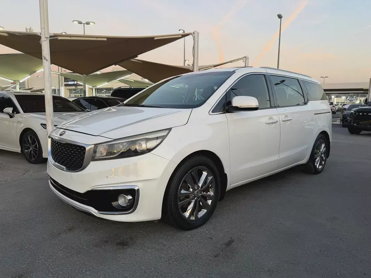 Kia Carnival 2016, white, full option-1-1