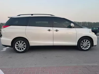 Toyota Previa SE 2020 GCC Specs-0