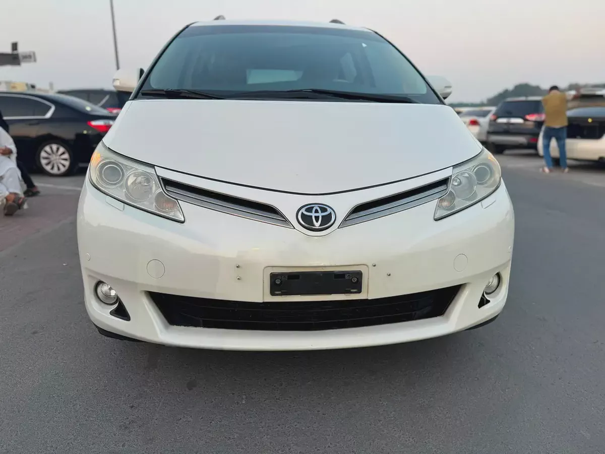 Toyota Previa SE 2020 GCC Specs-11-11