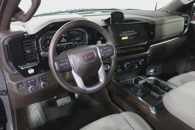 Brand New 2024 GMC Sierra 1500 Elevation | GCC Specs | Zero KM-9