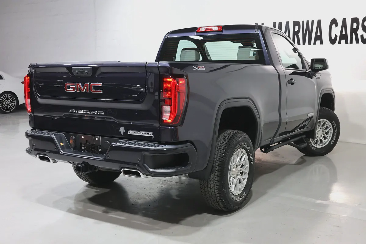 Brand New 2024 GMC Sierra 1500 Elevation | GCC Specs | Zero KM-3-3