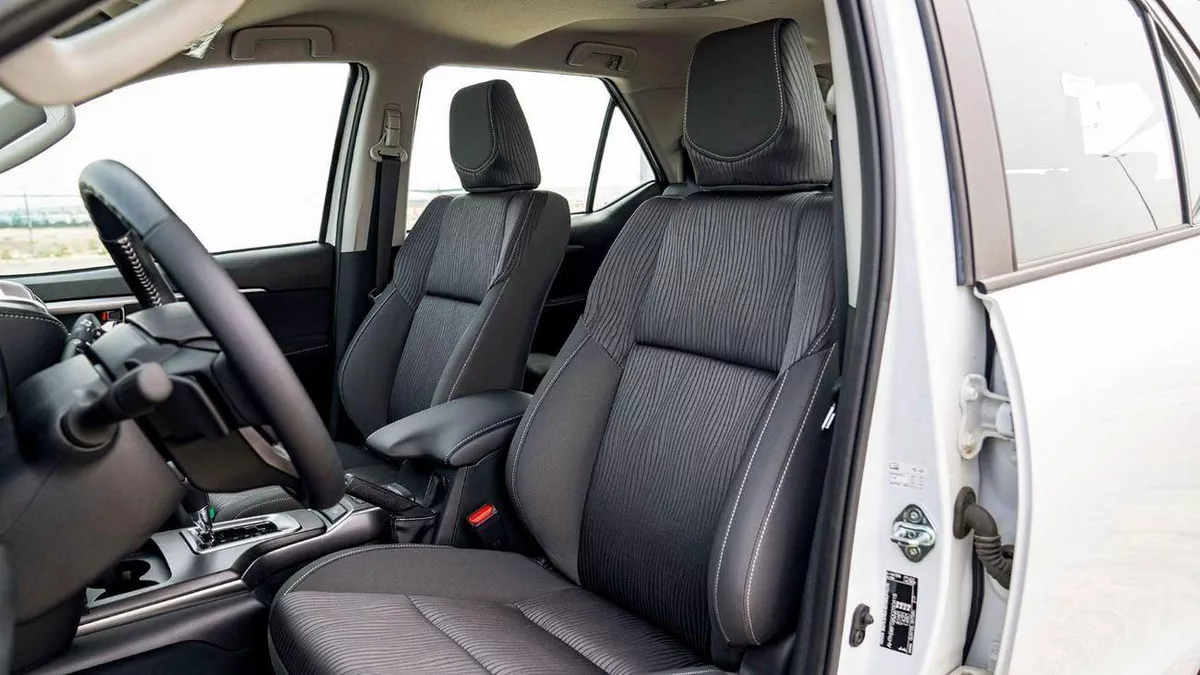 Toyota Fortuner EXR 2.4 diesel-11-0