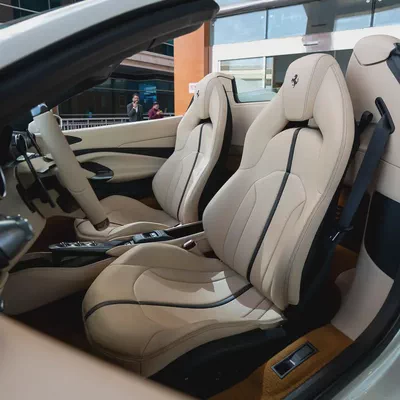 VERY LOW MILEAGE | 2021 F8 SPIDER | 20 INCH ALLOYS-9