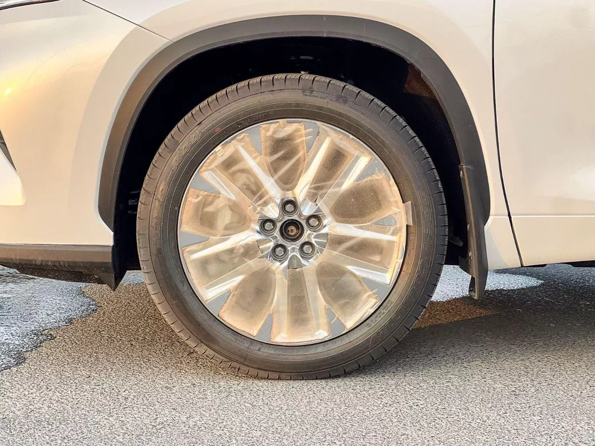 Toyota Highlander LTD HEV 2.5L - EXPORT ONLY-9-0