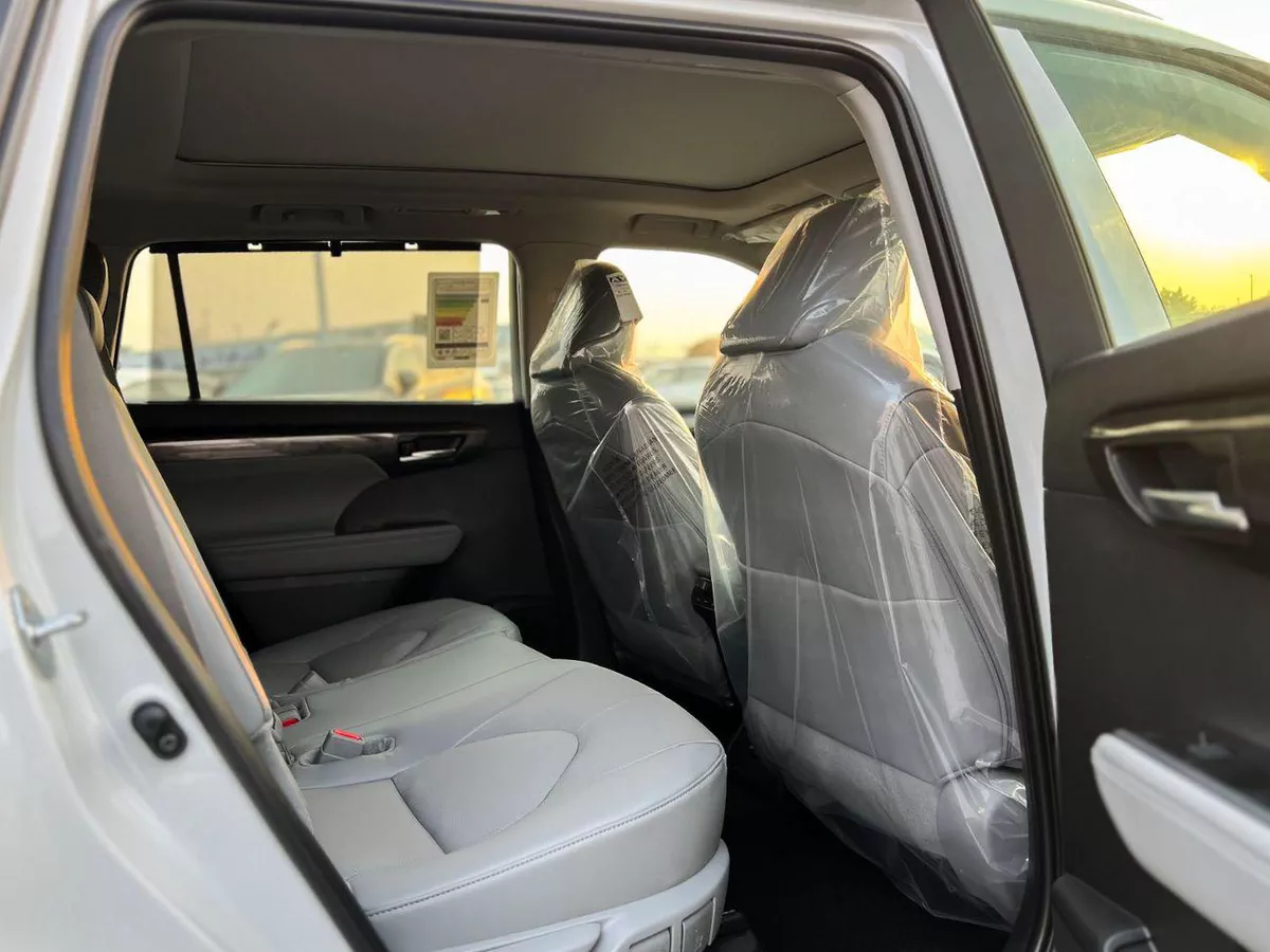 Toyota Highlander LTD HEV 2.5L - EXPORT ONLY-14-0
